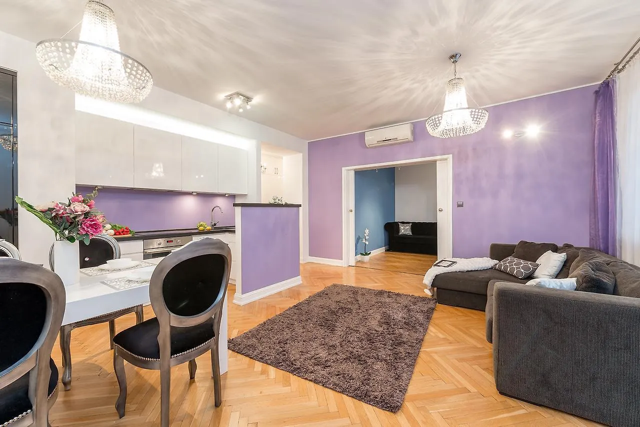 P&O Apartments Metro Nowy Swiat Warsaw